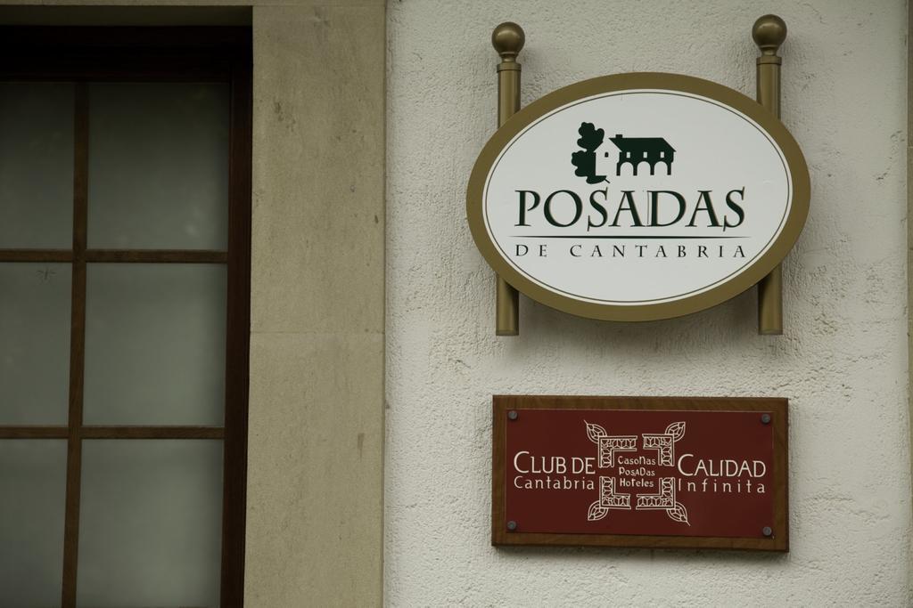 Hotel Posada La Robleda (Adults Only) Арнуеро Екстер'єр фото