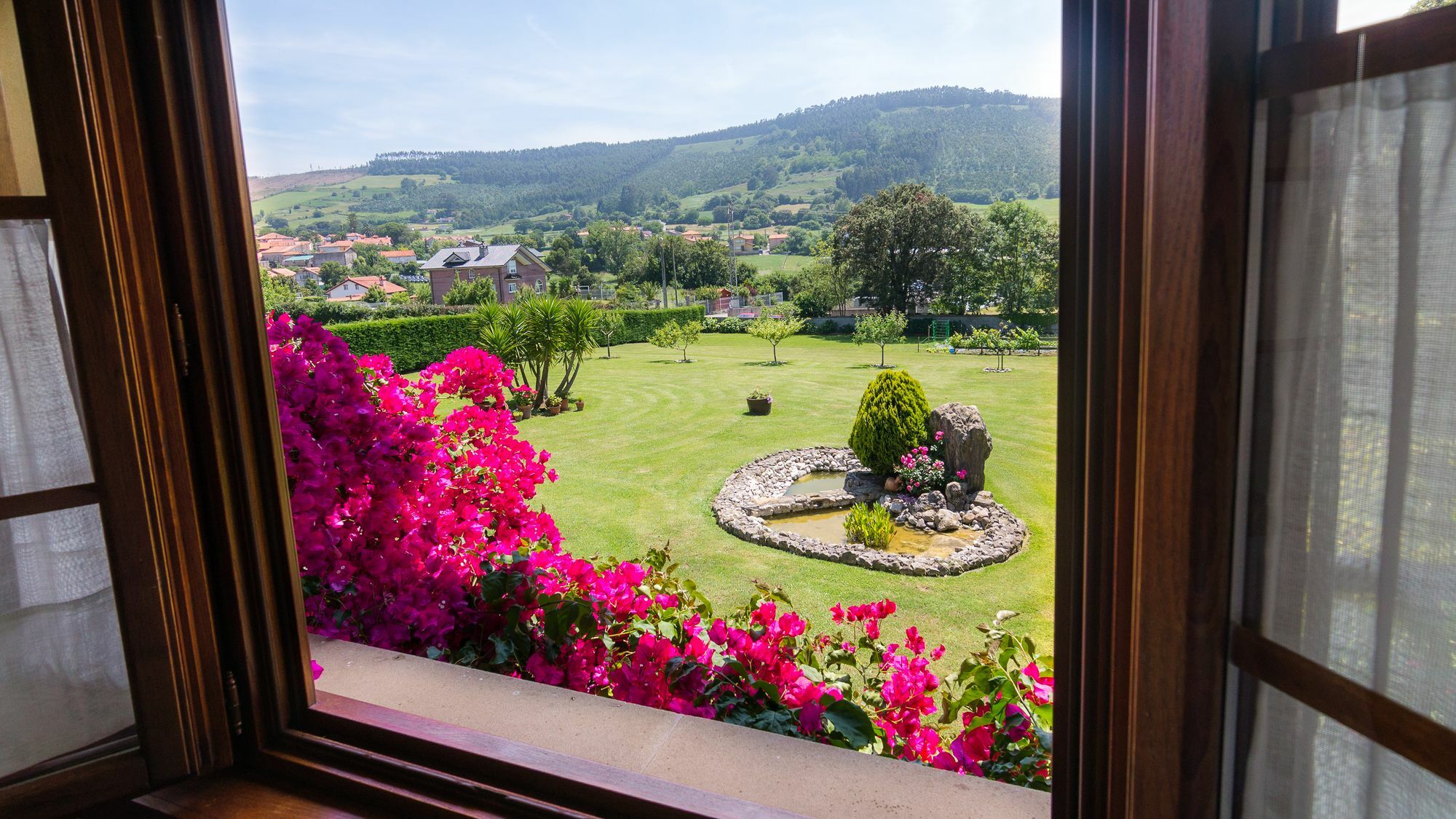 Hotel Posada La Robleda (Adults Only) Арнуеро Екстер'єр фото